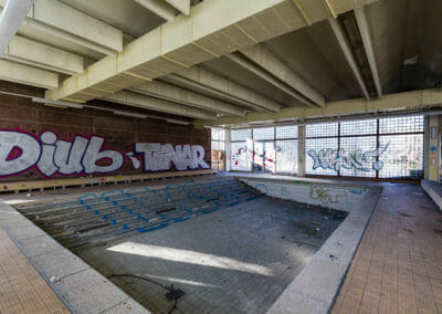 Pankow Schwimmhalle swimming pool Abandoned Berlin 2006
